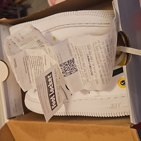 COPY - NIKE AIR FORCE SZ 1Y - Picture 6 of 7